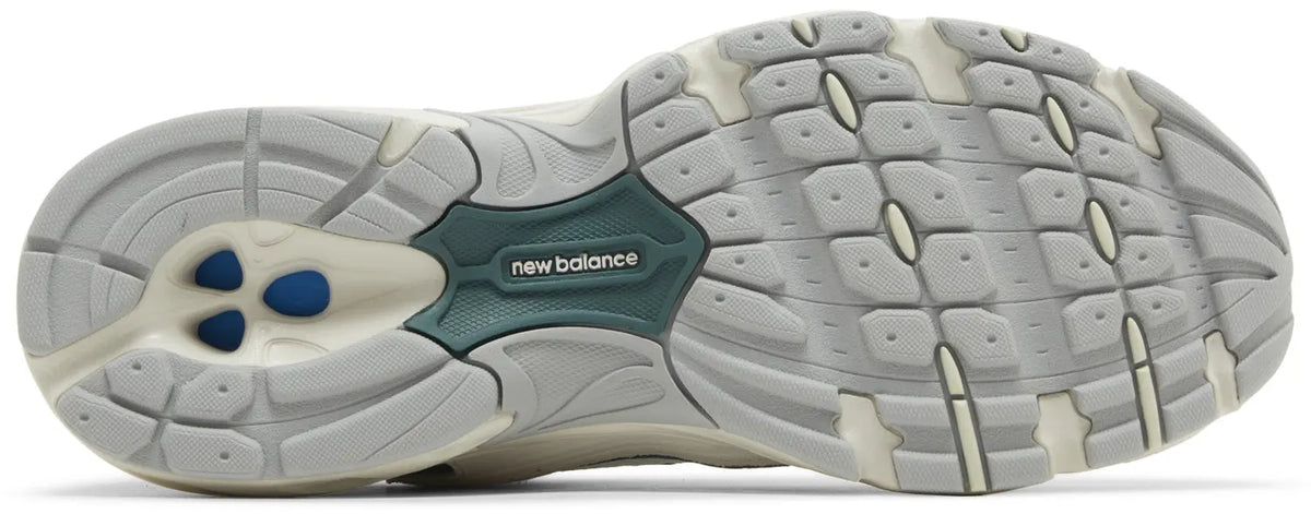 530 'Reflection Green'