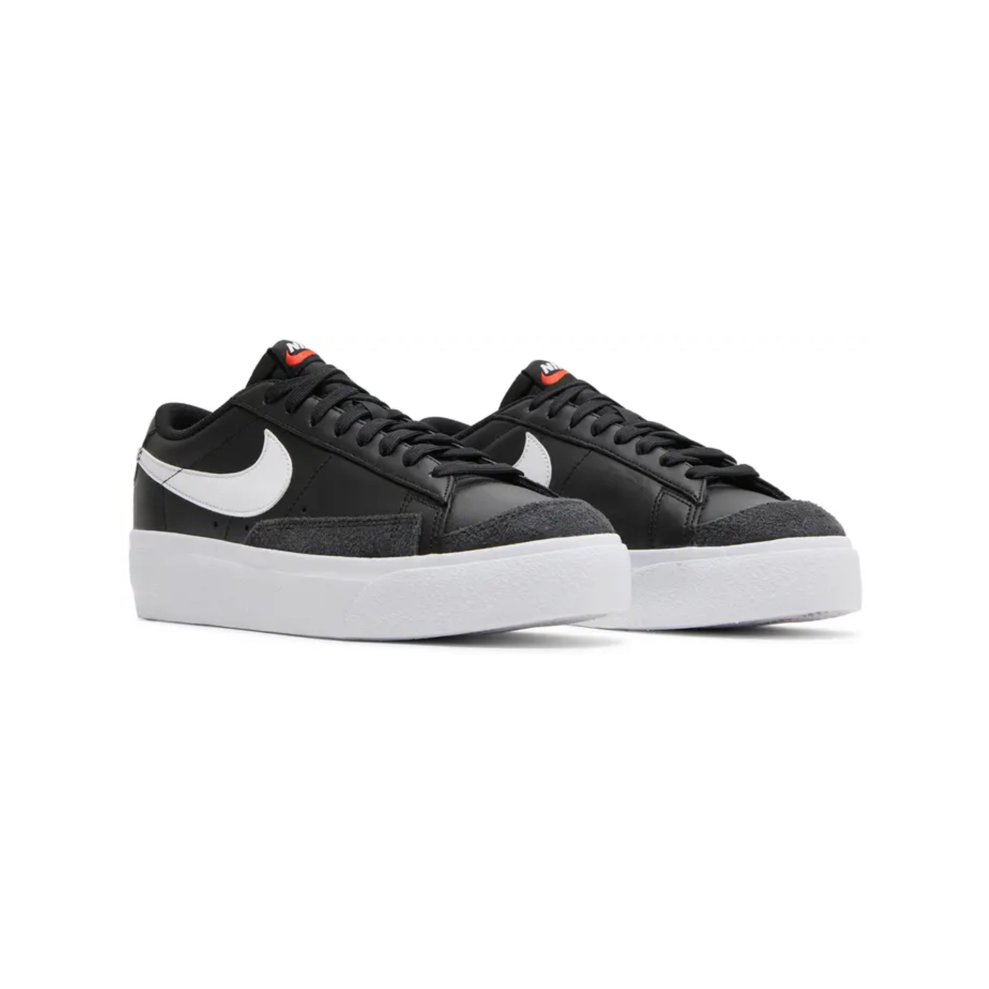 Nike Wmns Blazer Low Platform 'Black White'