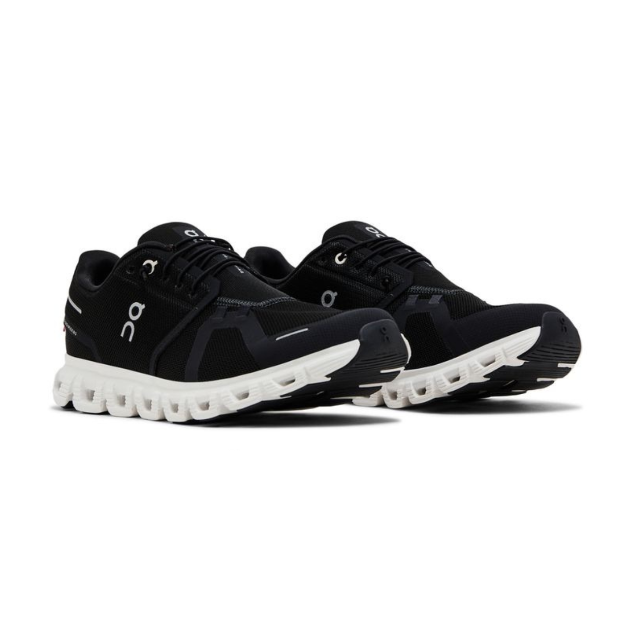 On Running Cloud 6 'Black White'