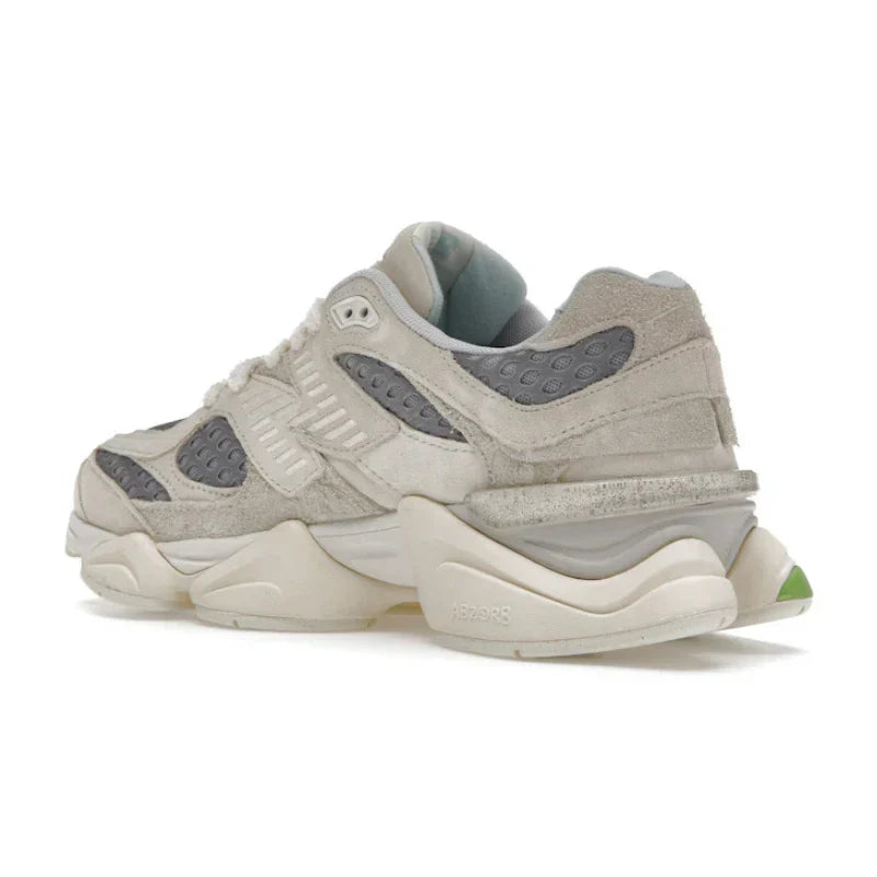 New Balance 9060 – Bricks & Wood